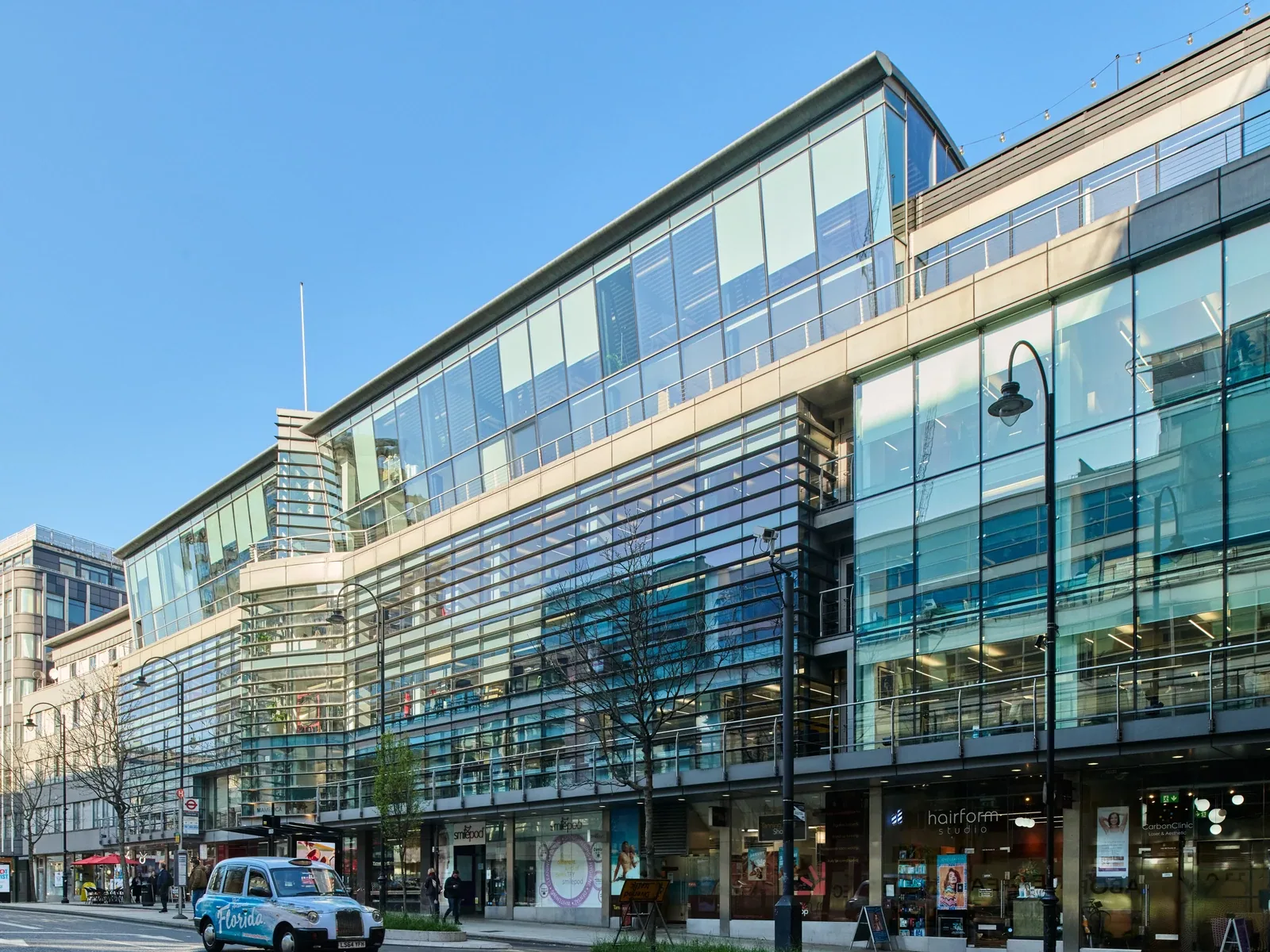 Immeuble de bureaux et commerces à Londres, actif Iroko Zen